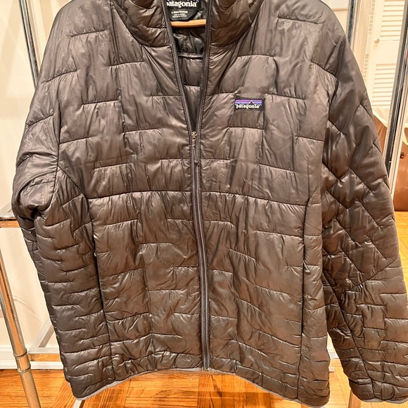 Patagonia Men’s jacket size Large
Excellent condition 
Non smoking home - Picture 4 of 4